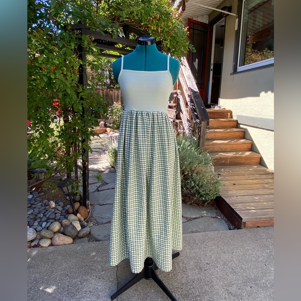 Camille Dress - Picture 4 of 5
